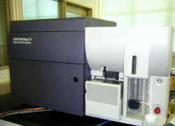 セルソーター BD FACS AriaⅡ(ベクトン・ディッキンソン)