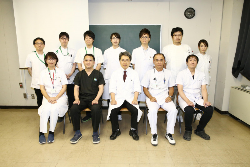 口腔顎顔面補綴学様