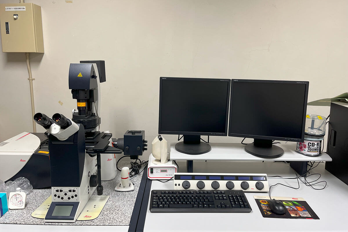 口腔機能解析イメージングシステム Leica　TCS SP5
