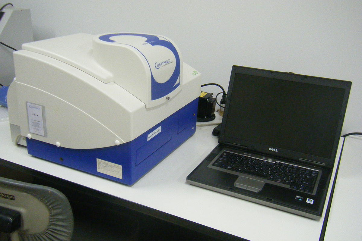 マルチモードプレートリーダー